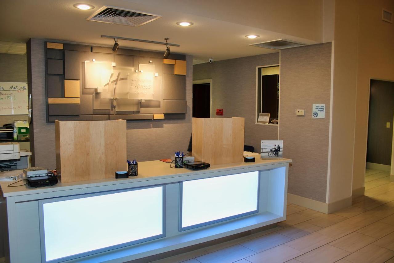 Holiday Inn Express By Ihg Douglas Esterno foto
